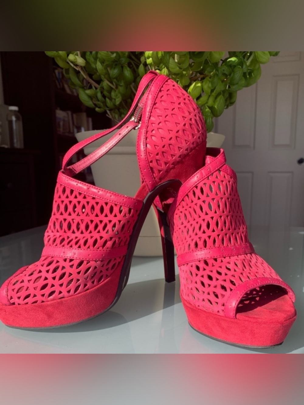 Like New BCBGeneration Fuchsia Laser-Cut Peep-Toe High Heels with Ankle Strap